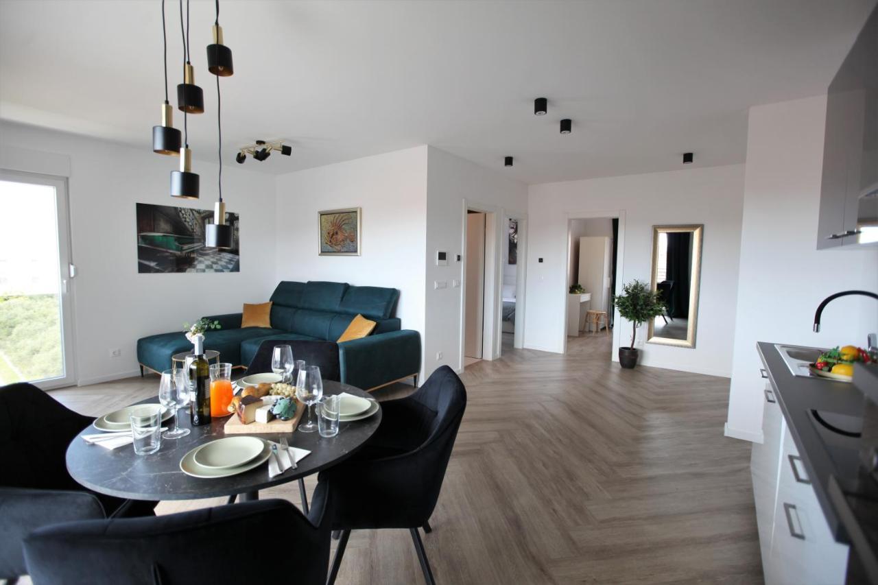 Apartments One Trogir Bagian luar foto