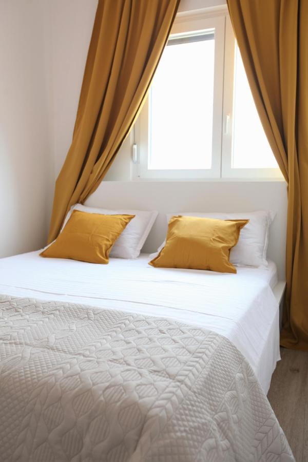 Apartments One Trogir Bagian luar foto