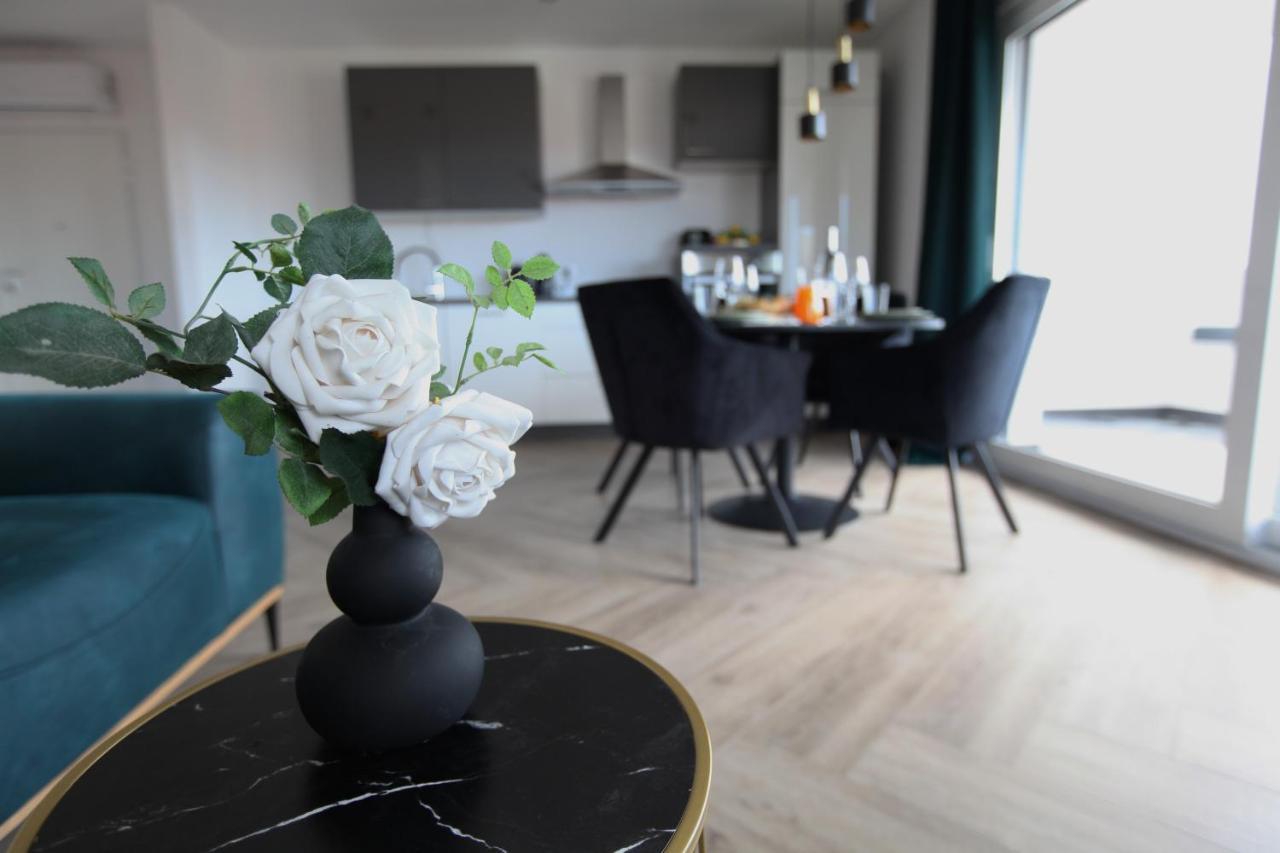 Apartments One Trogir Bagian luar foto