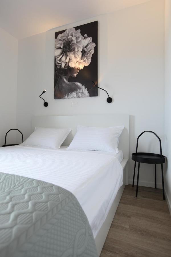 Apartments One Trogir Bagian luar foto
