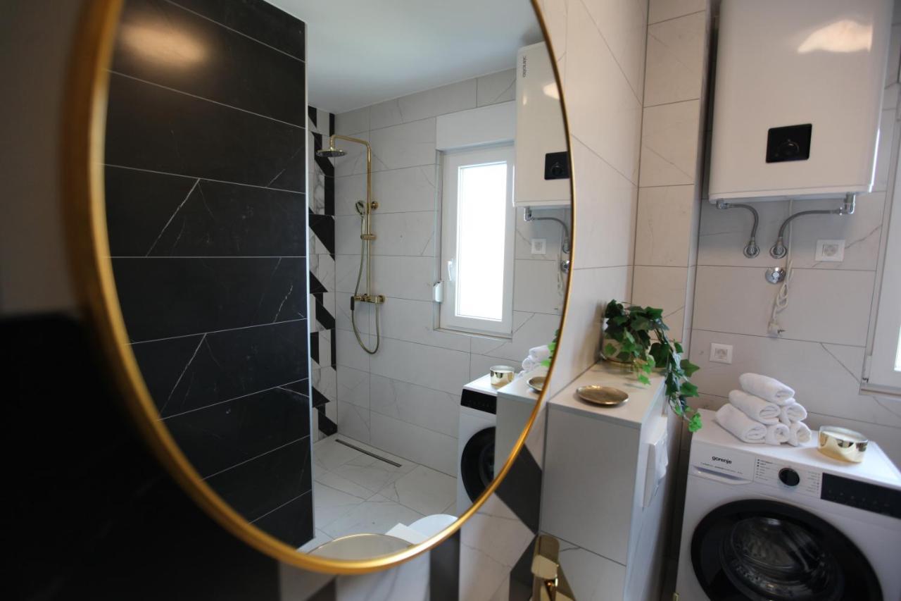 Apartments One Trogir Bagian luar foto